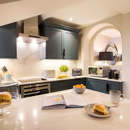 Lake View Loft * Bowness-on-Windermere