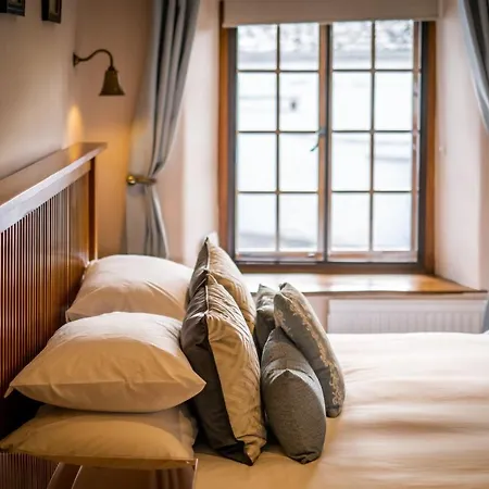 Luxury 1 Bed - Great Location - Peaceful-hot Tub * Bowness-on-Windermere