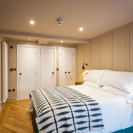 Casa de hóspedes The White House Bowness-on-Windermere