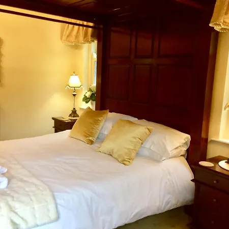 Storrs Gate House 5* Bowness-on-Windermere