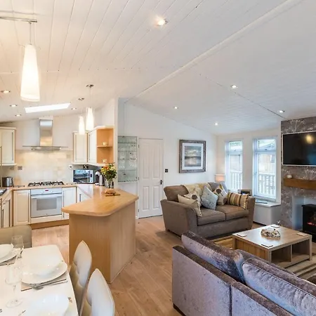 Holiday home Broad Larch *