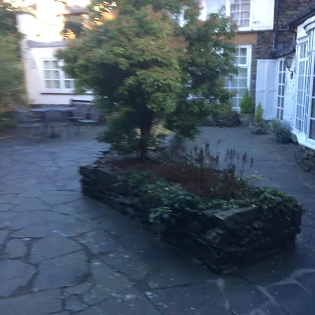 Burn Garden - On Windermere Bowness-on-Windermere