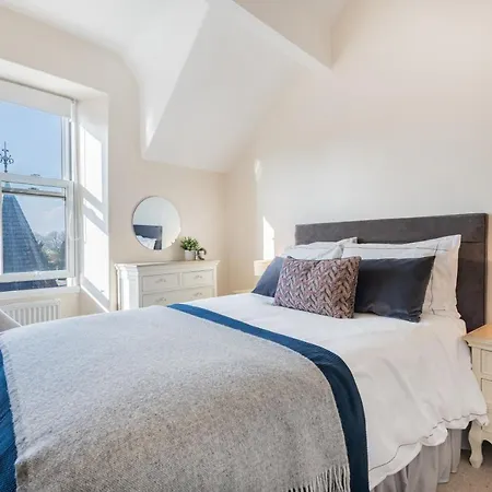 The Loft- Duplex Apartment, Family Friendly! Apartment *