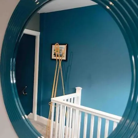 Quarry House,chic And Quirky 3 Storey Home, Access Apartment *