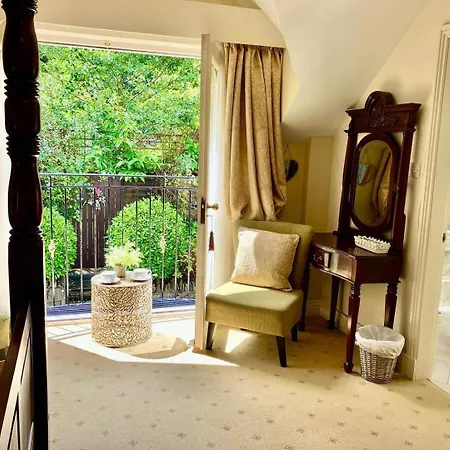 Acomodação com café da manhã  Storrs Gate House 5*