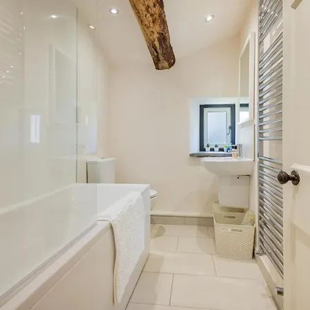 2 Bed In Sz197 Holiday home