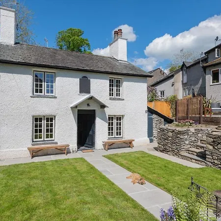2 Bed In Sz197 Holiday home Bowness-on-Windermere