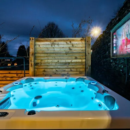 Villa Luxury 1 Bed - Great Location - Peaceful-hot Tub Bowness-on-Windermere
