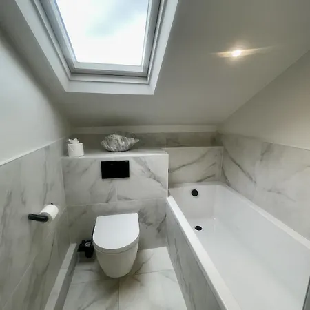 Apartment Mere View Loft, Bowness-on-Windermere