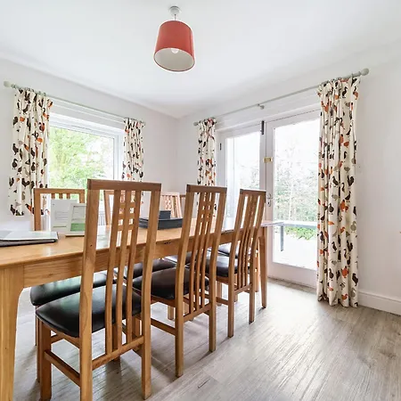 Elm - Woodland Holiday home