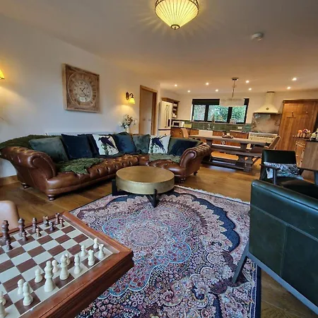 Cedar Holiday home