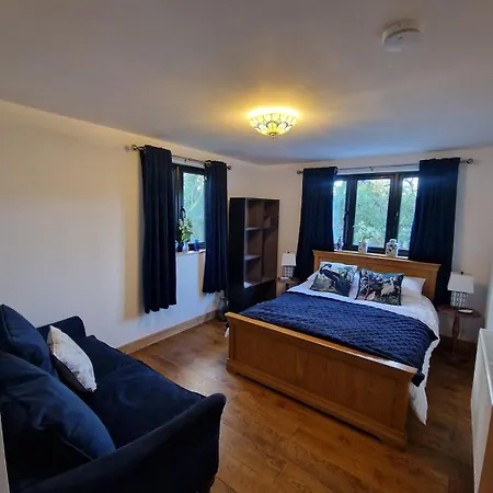 Cedar Holiday home *