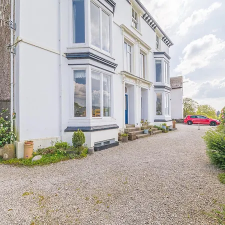 Location, Views, Parking * Bowness-on-Windermere