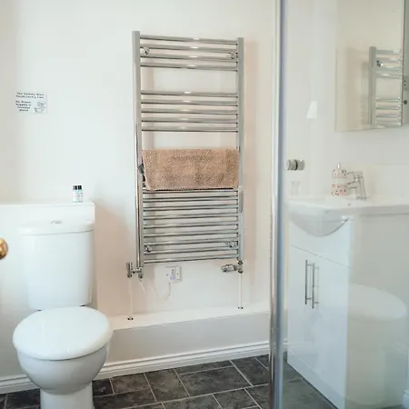 Holiday home Camellia With Garden, Pet Friendly