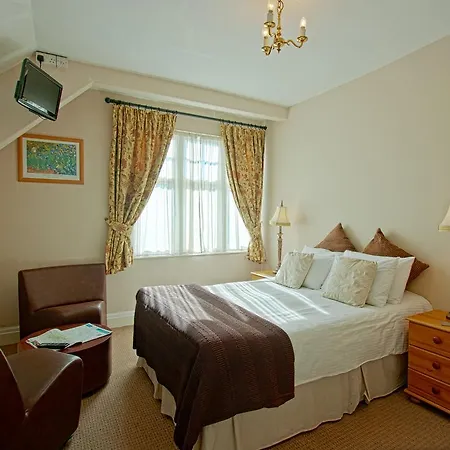 Monties - Adults Only 3* Bowness-on-Windermere