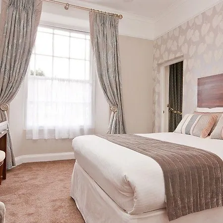 Oakbank House Hotel