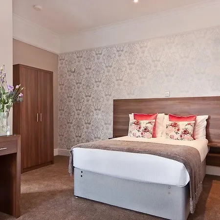Oakbank House Hotel