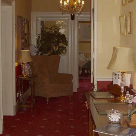 Hotel Oakbank House 3*