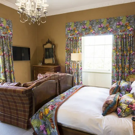 Storrs Hall (adults Only) 4*