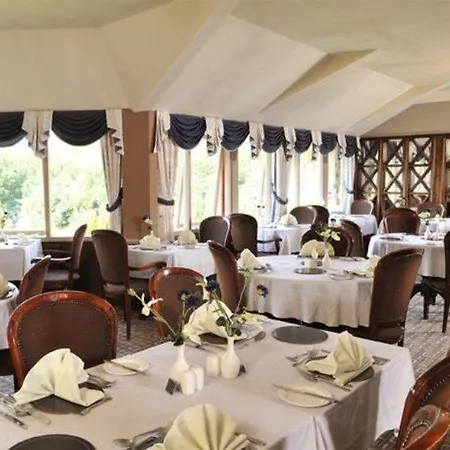 Craig Manor Hotel
