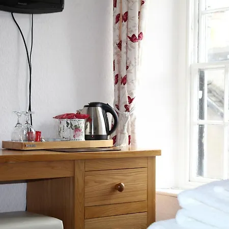 The Bay House Lake View - Adults Only Bed & Breakfast 4*