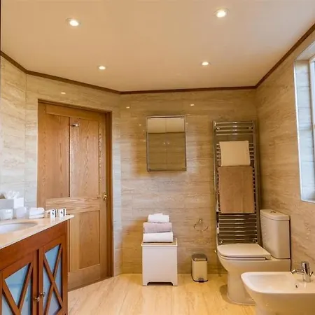 Ada's Retreat Apartment *