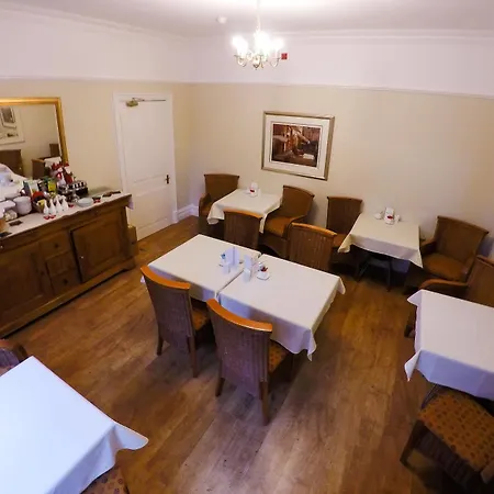 Dene House