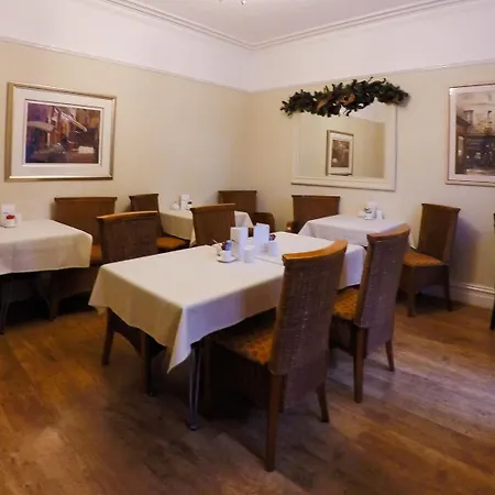 Dene House 4*